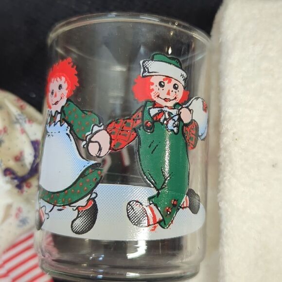 Vtg Snowden & Friends Raggedy Ann & Andy towel, candle, dolls - Picture 8 of 11